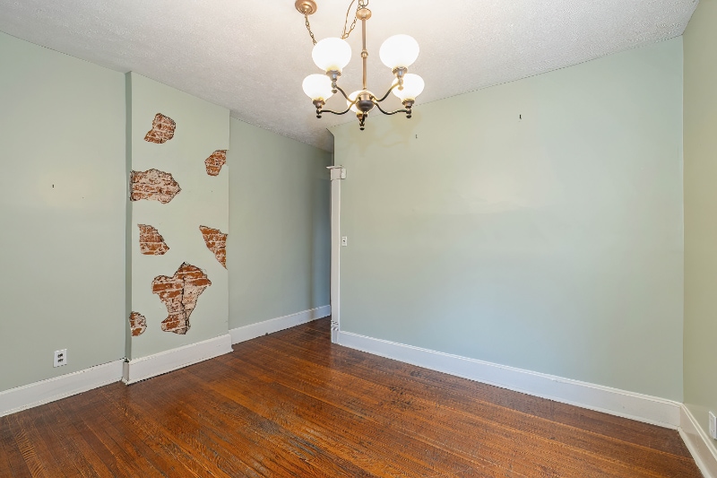 Building Photo - 977 Woodruff Pl E Dr