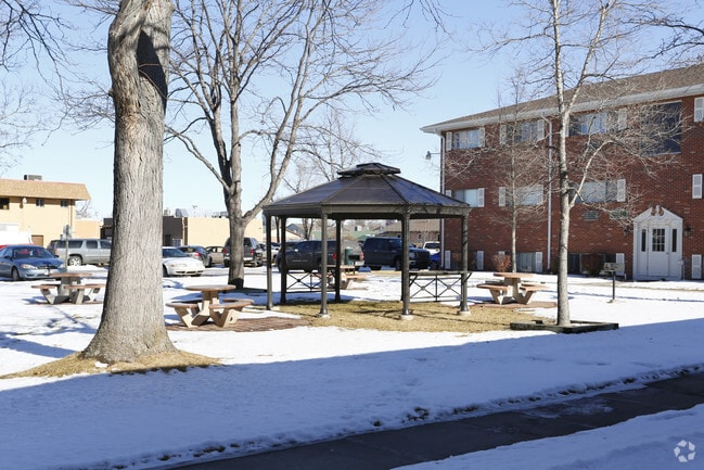 Building Photo - FLA