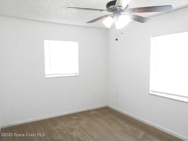 Building Photo - 1006 Wabash Rd SE