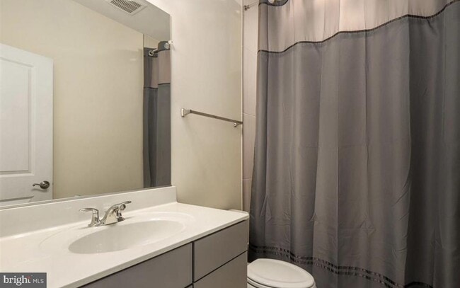 Building Photo - 9913 Hopkins Lp