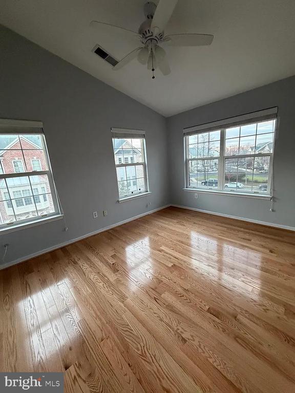 Building Photo - 6641 Creek Point Way