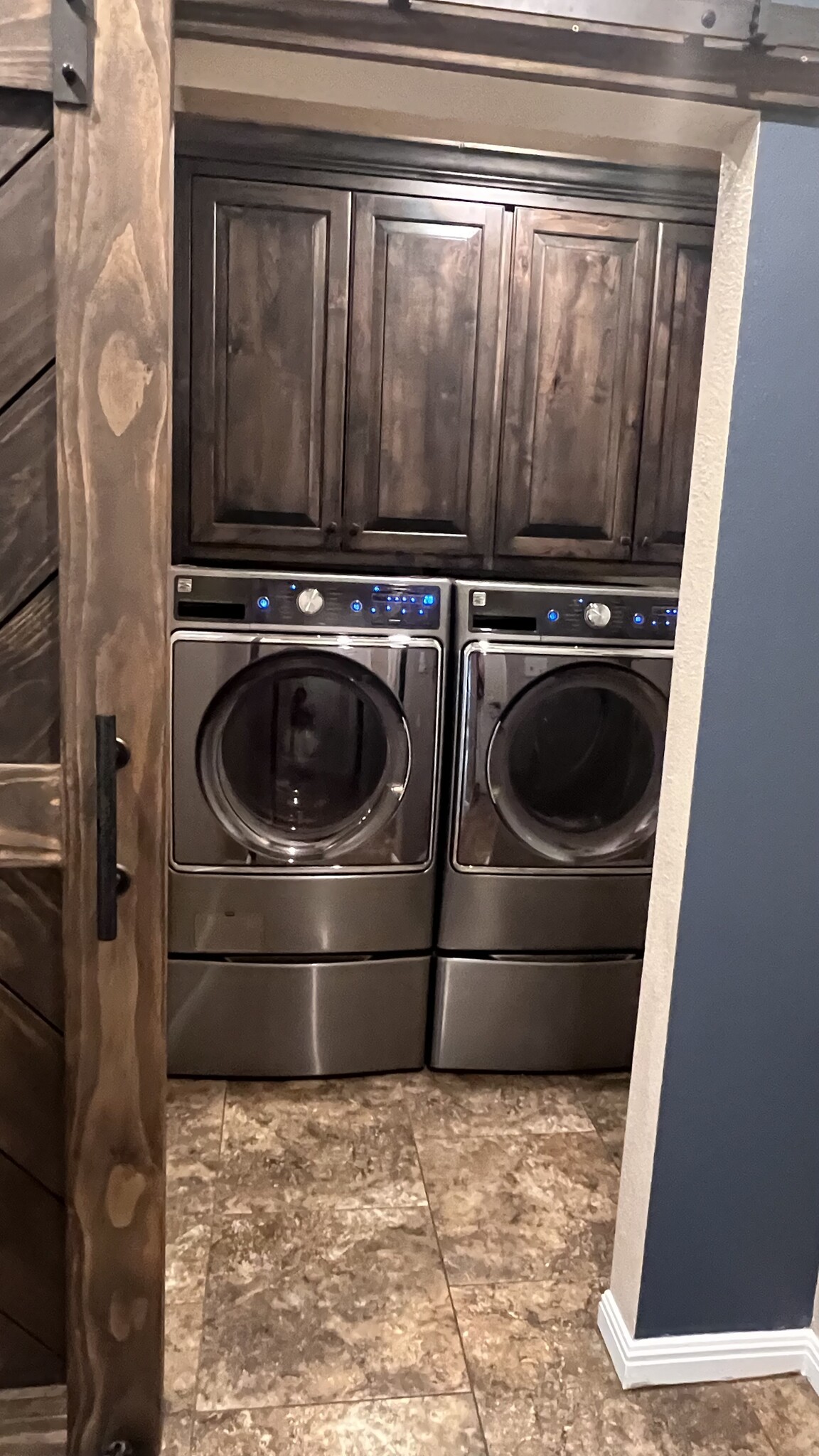 Laundry room (w/d can be made available) - 18439 Rogers Bend