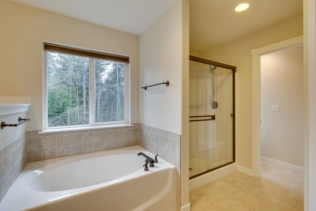 Building Photo - Beautiful cul-de-sac home in Renton!