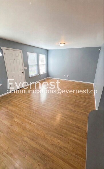 Building Photo - 2167 Edmund Ave