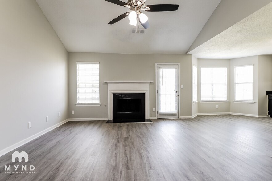 Building Photo - 403 Sunny Field Ct