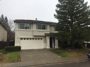 Building Photo - Gold River 4 Bedroom with Large Brick Patio in backyard!