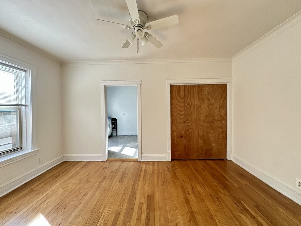 Building Photo - 6347 N Magnolia Ave