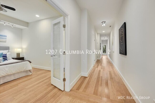 Building Photo - 1207 Columbia Rd NW