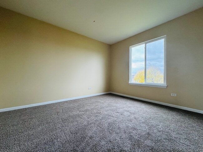 Building Photo - 408 Clifton Ln