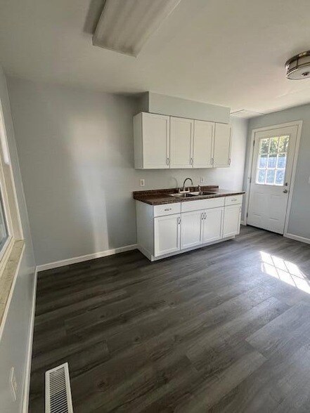 Building Photo - 106 Park Pl