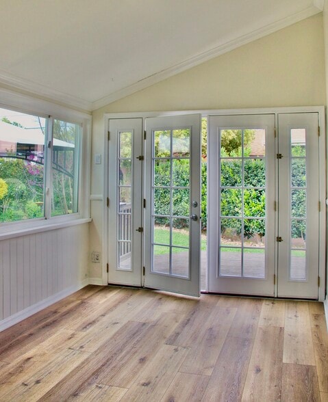 Building Photo - 11133 Rincon Dr