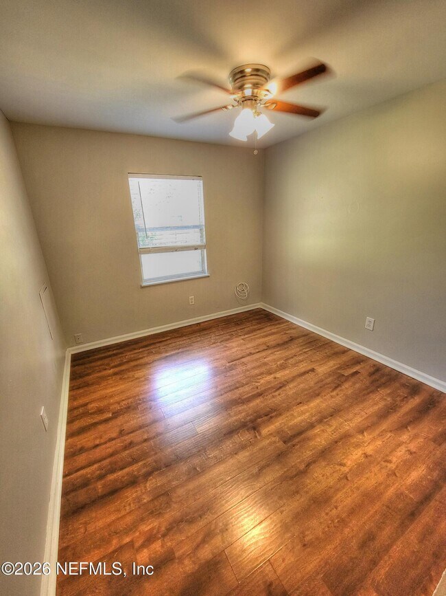 Building Photo - 10881 Key Coral Dr