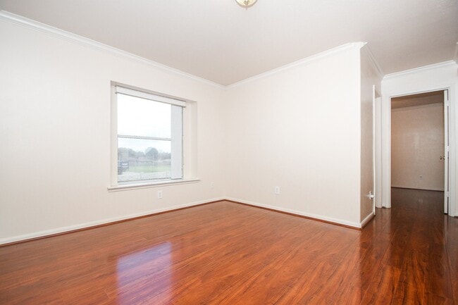 Building Photo - 14234 Silver Glade Ln