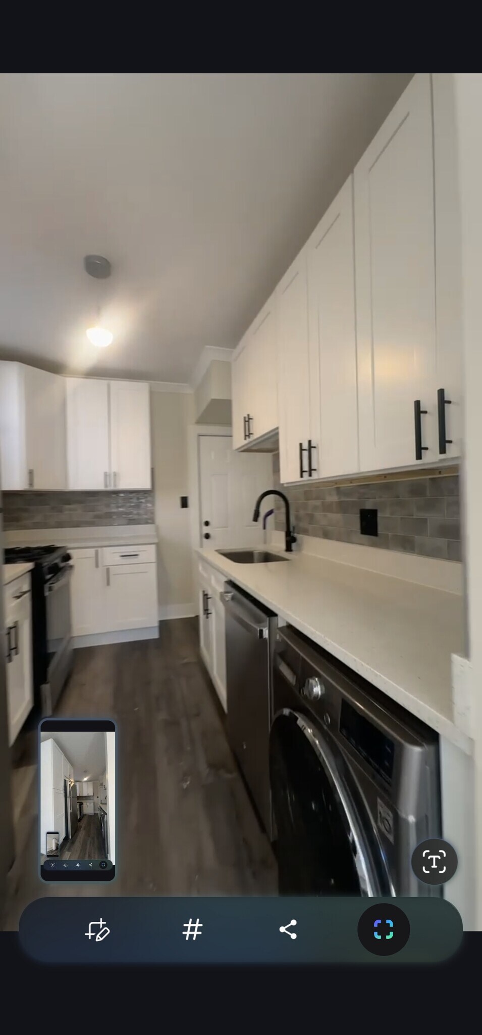 Building Photo - 3824 N Greenview Ave