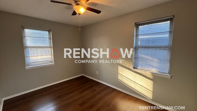 Building Photo - 3667 Southland St