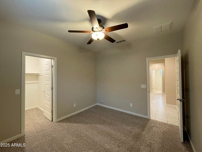Building Photo - 735 W Micanopy Trl.