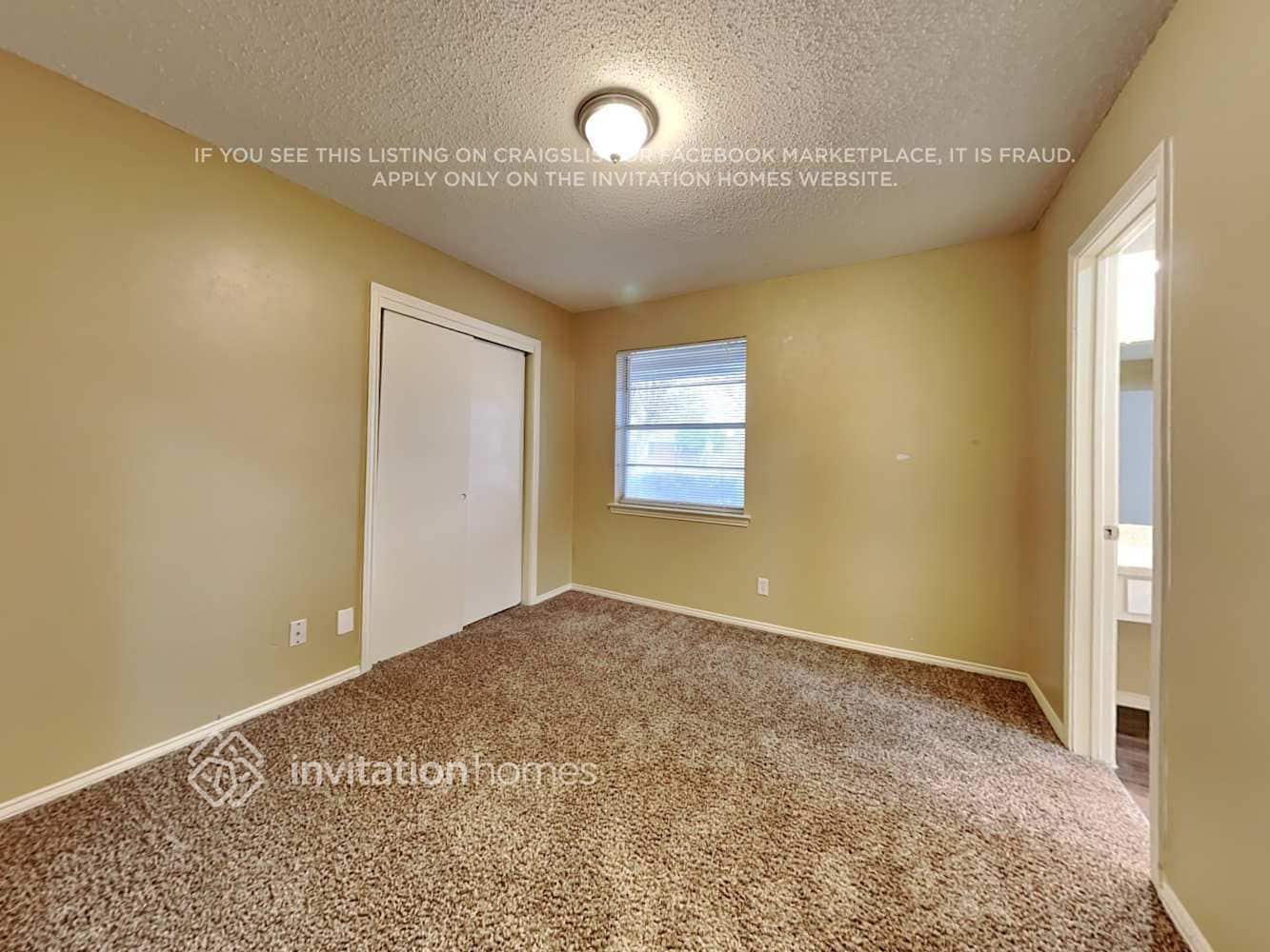 Building Photo - 150 Valleyglen Dr