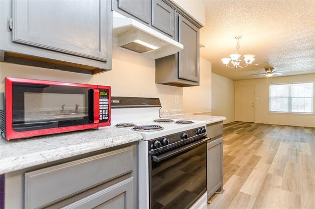 Building Photo - 3311 E FM 813