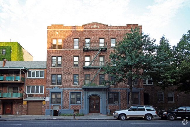 Building Photo - Ruth Court