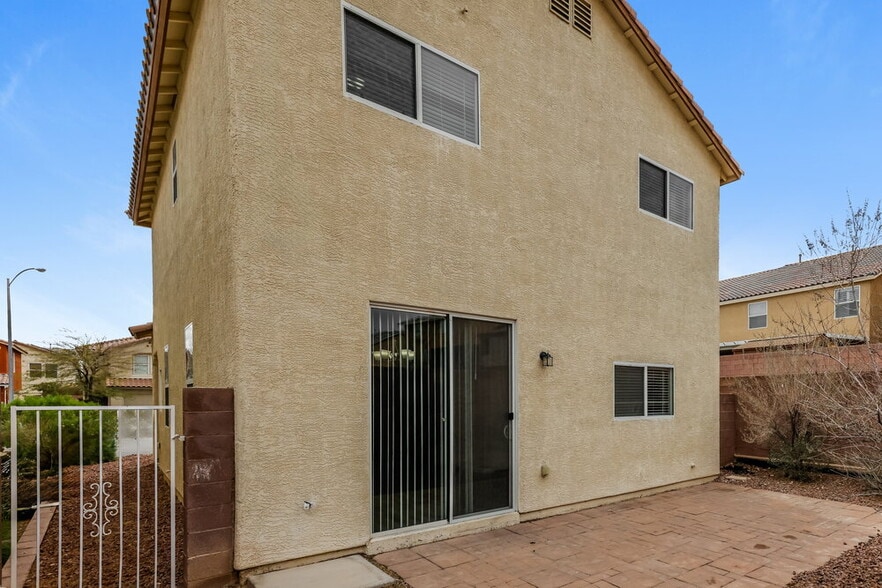 Building Photo - 6344 Alpine Tree Ave