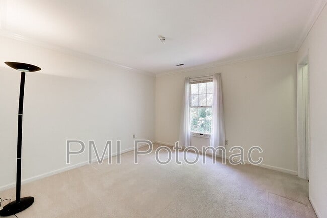 Building Photo - 14672 Brougham Way