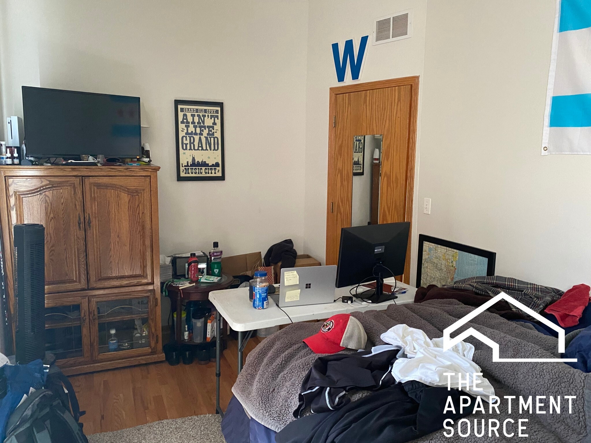 Building Photo - 1446 N Leavitt St