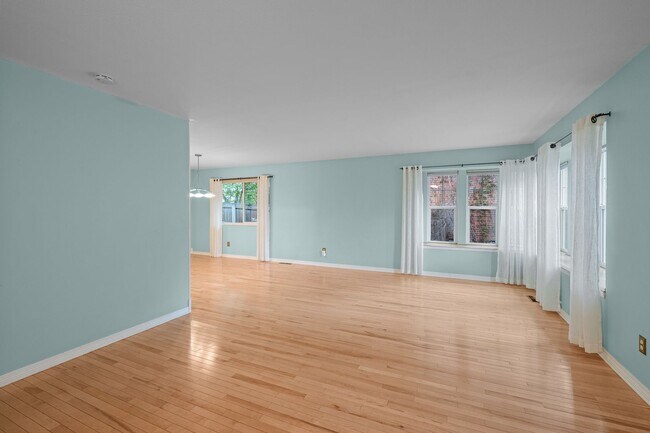 Building Photo - 8022 E Bucknell Pl