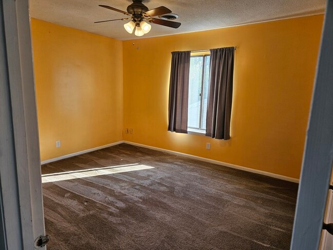 Building Photo - 1658 Dylan Dr