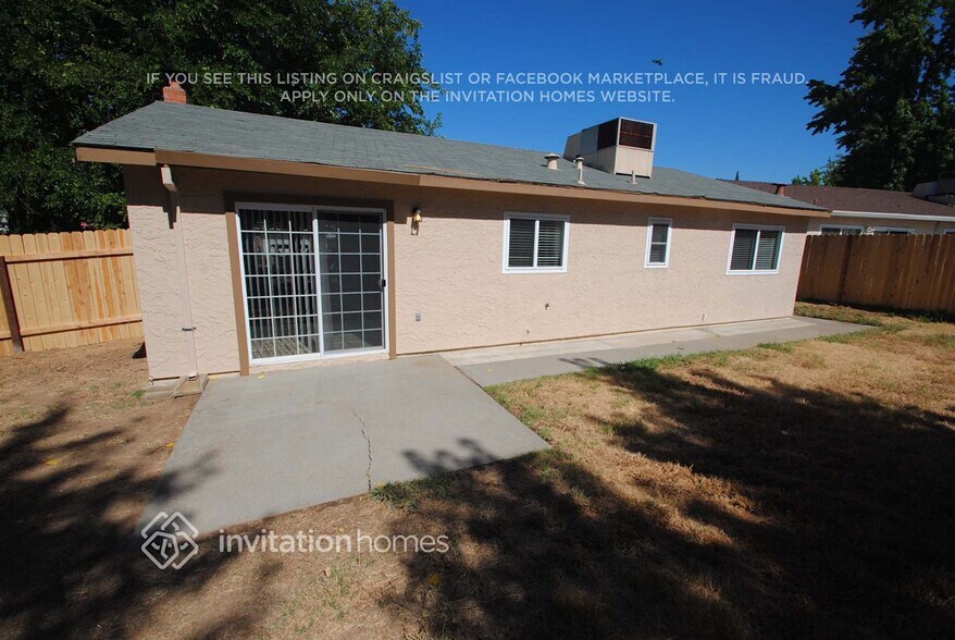Building Photo - 7500 Verdugo Way