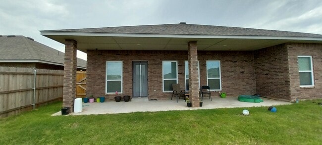 Building Photo - 18108 Sunny Stone Ct