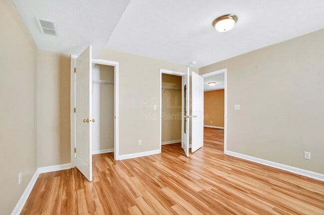 Building Photo - 414 Watkins Glen Way