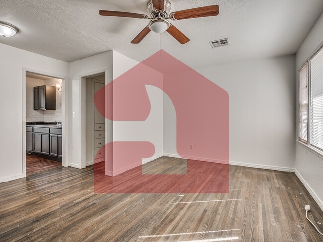 Building Photo - 2017 Downing St