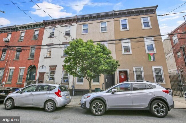 Building Photo - 1526 Brown St