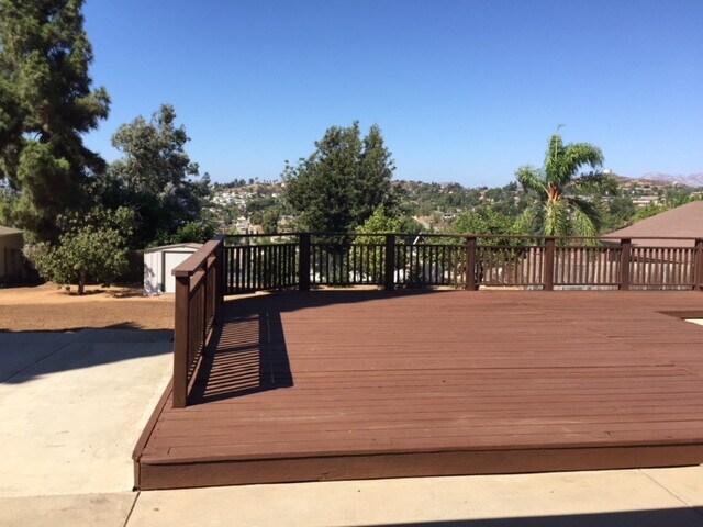 Building Photo - Mid-Century Modern 3Br 2Ba on 1/2ac with View!