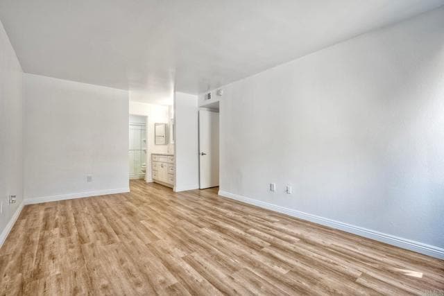 Building Photo - 391 N Melrose Dr