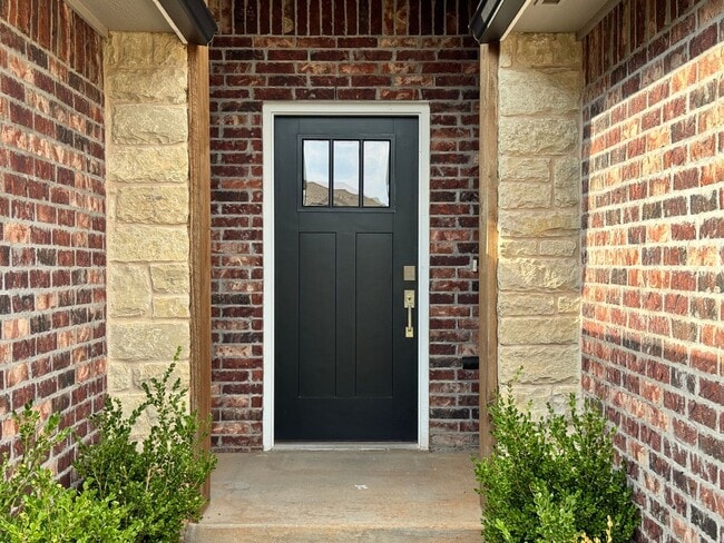 Building Photo - Beautiful 3 Bedroom Home in Azalea Farms in Noble