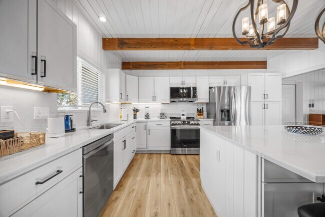 Building Photo - 11560 Dragon Point Dr