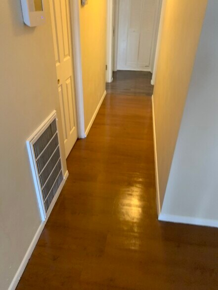 Building Photo - 8465 January Ave