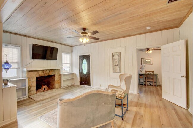 Building Photo - 232 Dixie Blvd