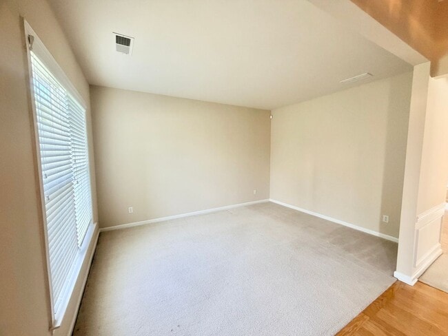 Building Photo - 12611 Provincetowne Dr