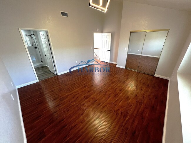 Building Photo - 21901 Moneta Ave