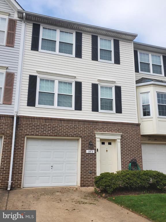 Building Photo - 573 Highland Towne Ln
