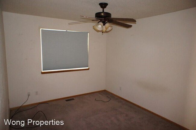 Building Photo - 3 br, 3 bath House - 5177 S. Liverpool Way...