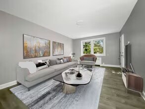 Building Photo - 4901 Oxford Ave