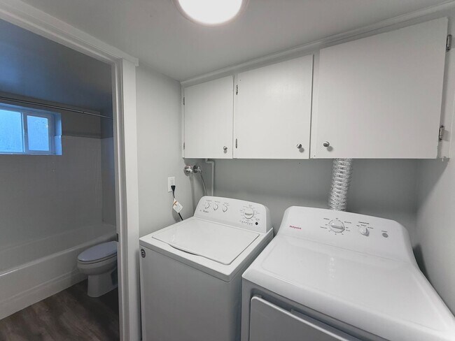 Building Photo - 1-Bedroom Condo in Salt Lake City – Available May 1st!