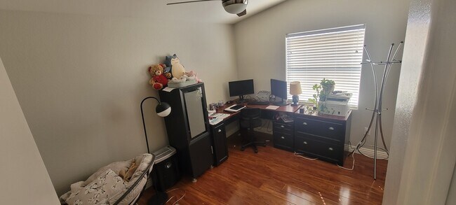 Building Photo - 6928 Oyster Shell Dr