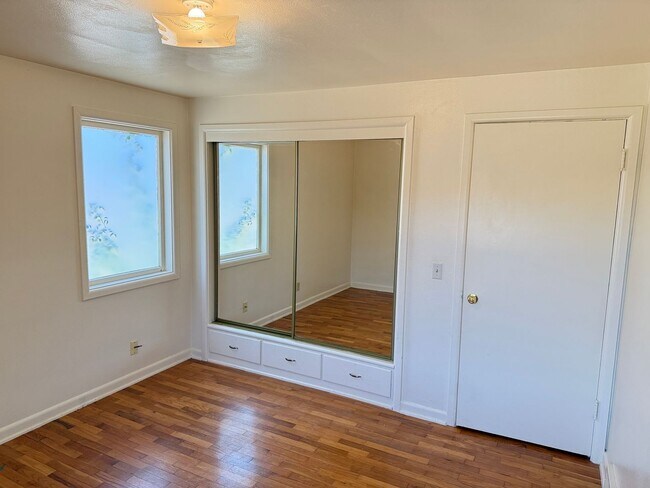 Building Photo - 3 bedroom, 1.5 bath house in Eugene!