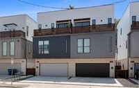 Building Photo - 167 S Prairie Ave