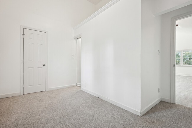 Building Photo - 4435 Yates Rd