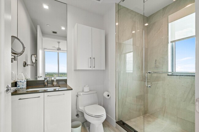 Building Photo - 3 Water Clb Wy